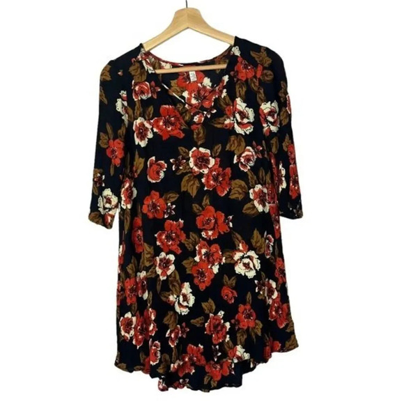 Amuse Society Casyn Black Floral Mini Shift Tunic Dress S - Picture 3 of 5